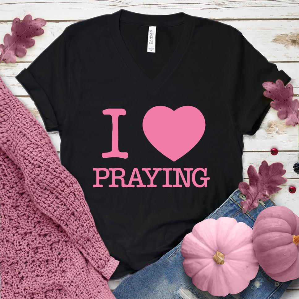 I Heart Praying Colored V-Neck Pink Edition