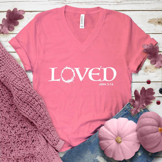 Loved V-Neck Pink Edition - Brooke & Belle