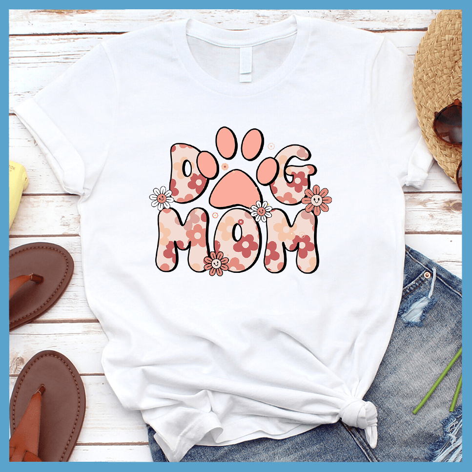 Dog Mom Retro T-Shirt Colored Edition