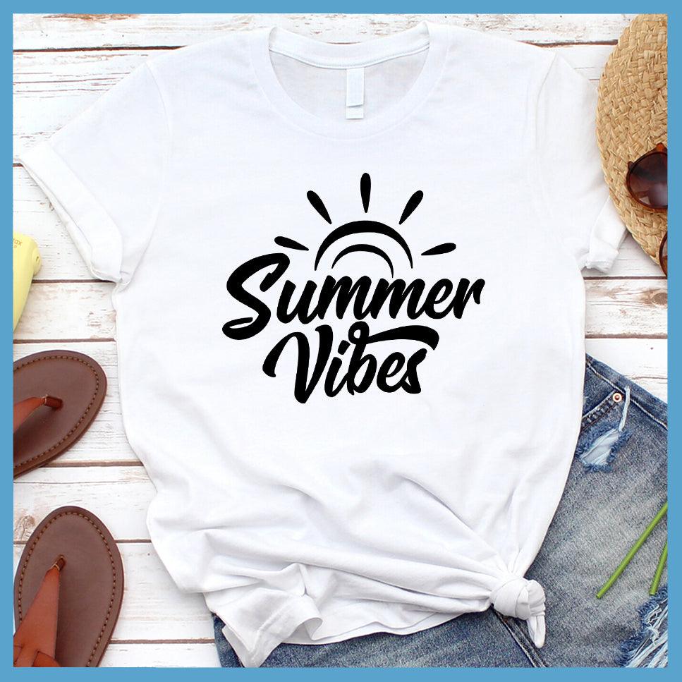 Summer Vibes T-Shirt - Brooke & Belle