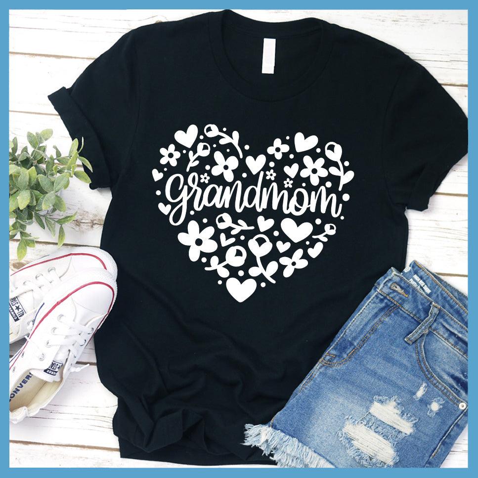 Grandmom Heart T-Shirt - Brooke & Belle