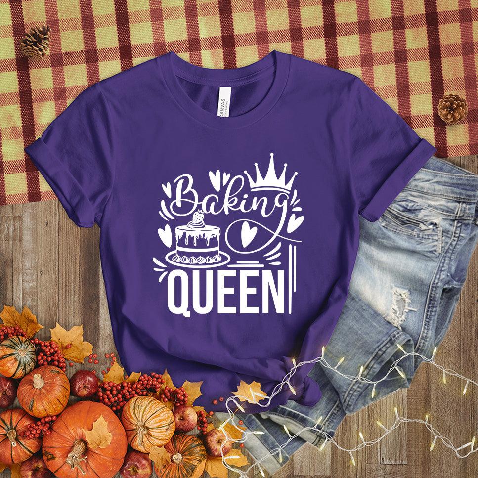 Baking Queen T-Shirt Team Purple - Illustrated Baking Queen graphic tee with whimsical cake and crown design, perfect for style-savvy bakers.