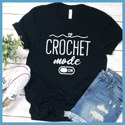Crochet Mode On T-Shirt - Knitted Heart Edition