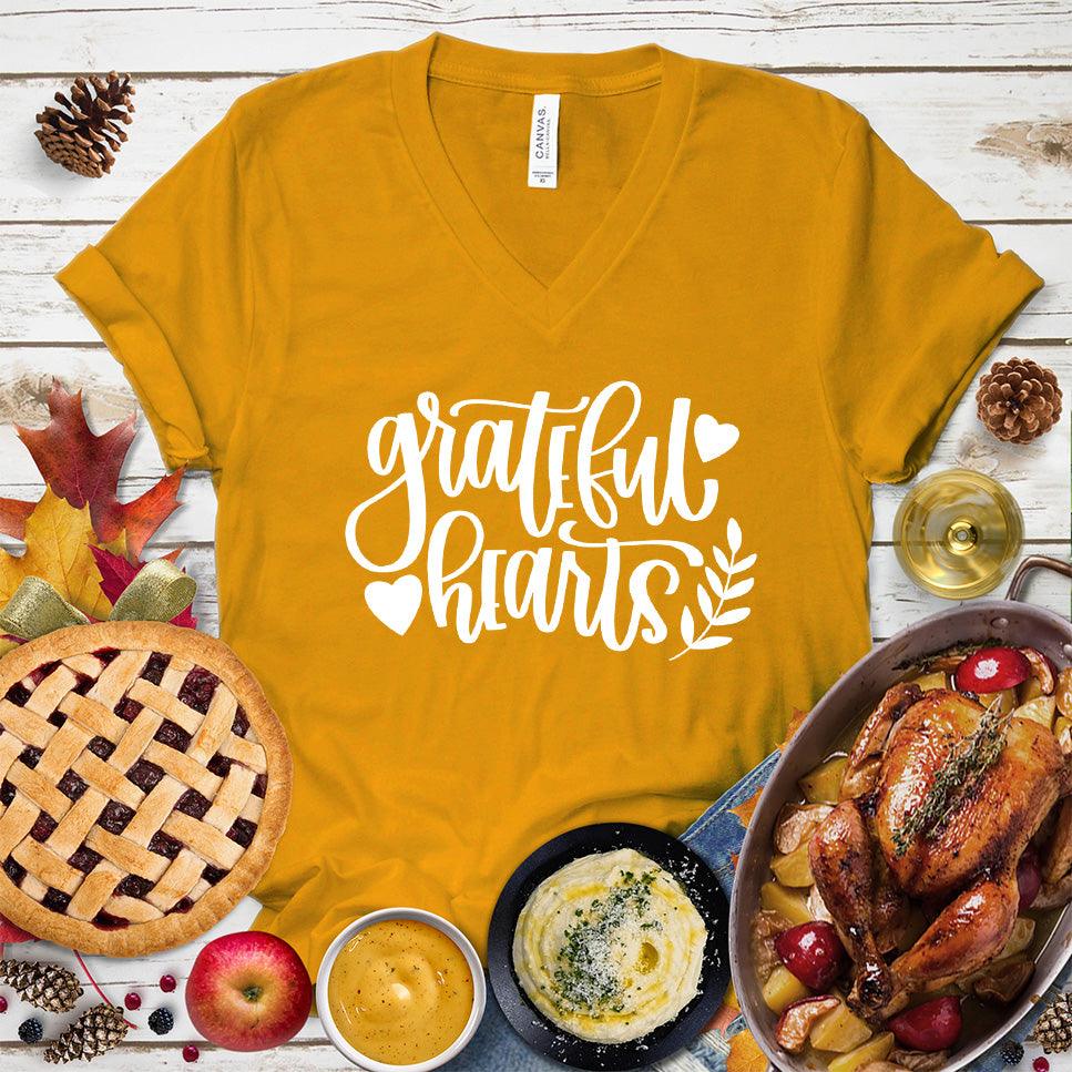 Grateful Hearts V-Neck - Brooke & Belle