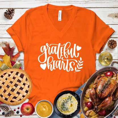 Grateful Hearts V-Neck - Brooke & Belle