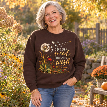 Some See A Weed sweatshirt in Dark Chocolate, worn by Joan. Joan is 5′4″ and wears her usual size L. [bb c=dark-chocolate r=hero]
