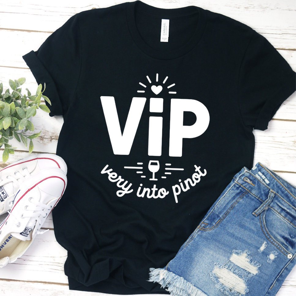 VIP Very Into Prosecco T-Shirt - Black - Brooke & Belle