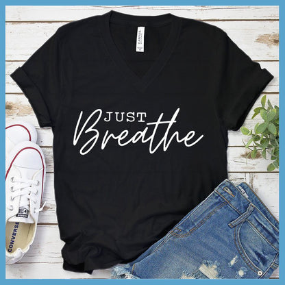 Just Breathe V-neck - Brooke & Belle