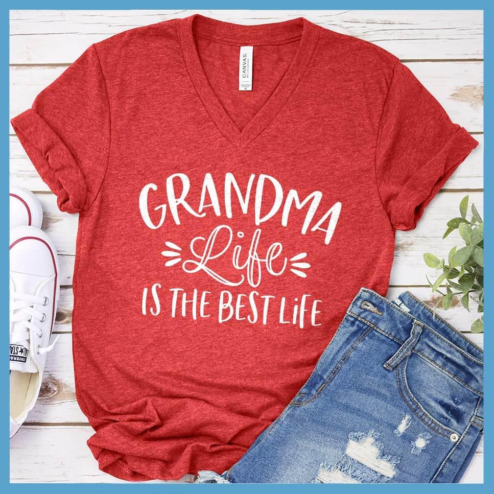 Grandma life is the best life V-neck Heather Red - Grandma-themed graphic V-neck tee with heartwarming slogan.