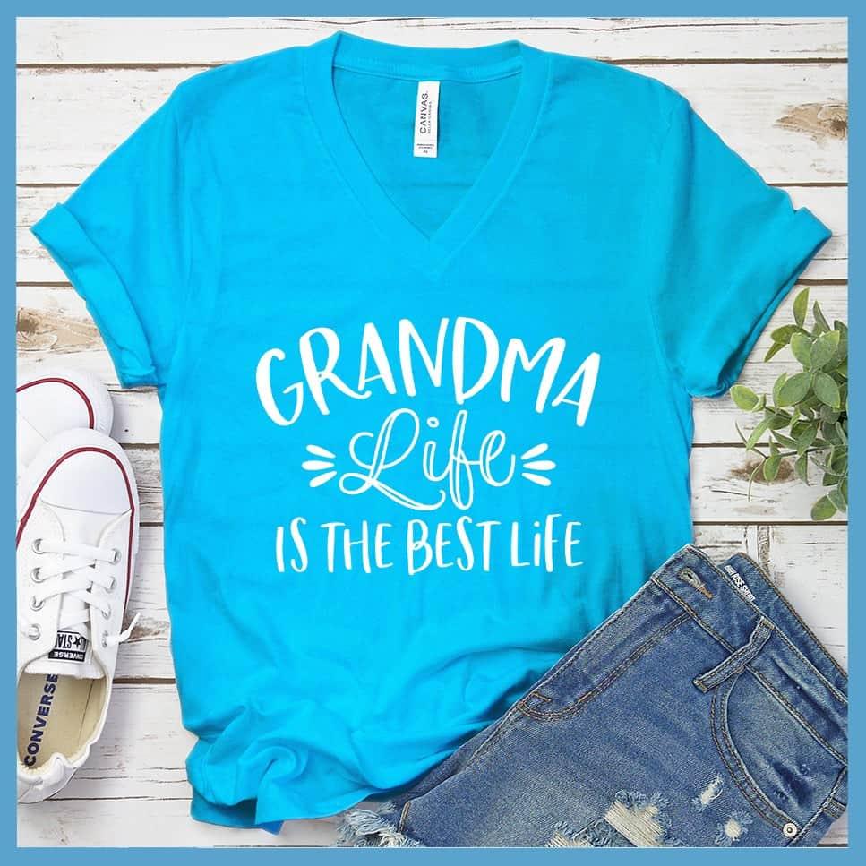Grandma life is the best life V-neck Neon Blue - Grandma-themed graphic V-neck tee with heartwarming slogan.