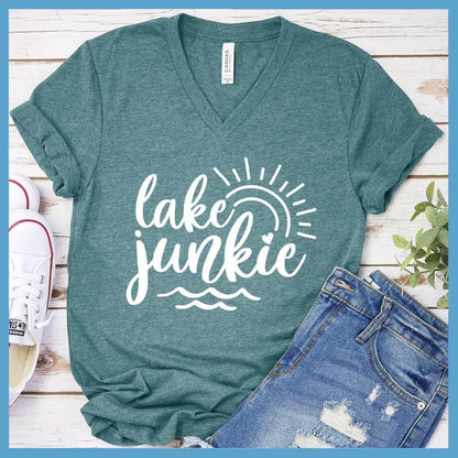 Lake Junkie V-neck - Brooke & Belle