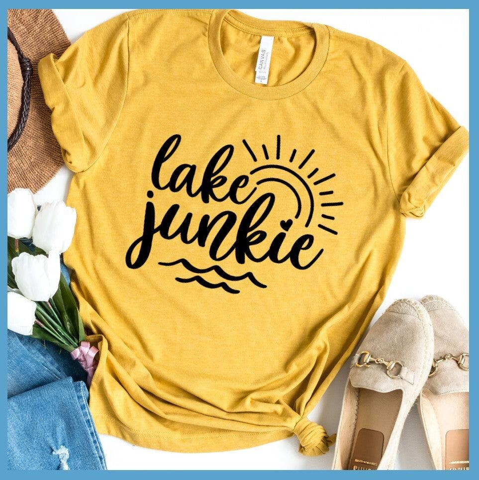 Lake Junkie T-Shirt - Brooke & Belle