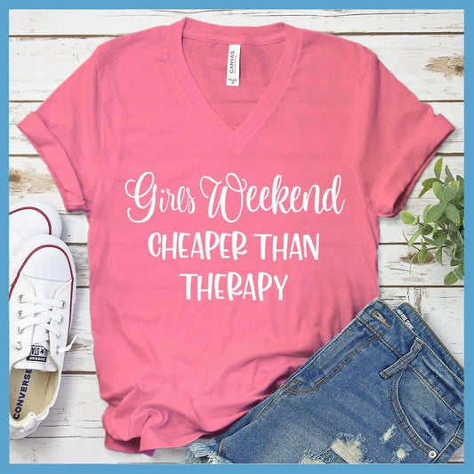Girls Weekend V-neck Neon Pink - Trendy V-neck t-shirt with Girls Weekend themed text, ideal for fun outings with friends.