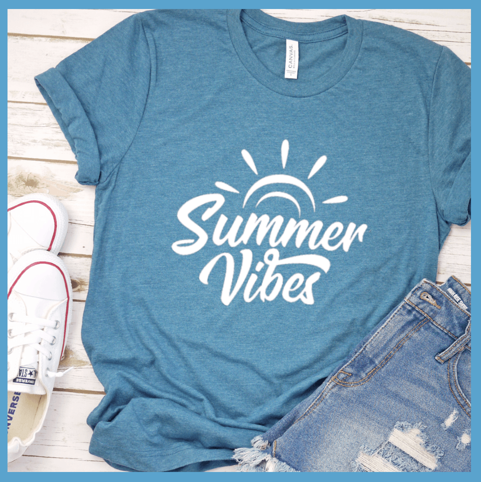 Summer Vibes T-Shirt - Brooke & Belle